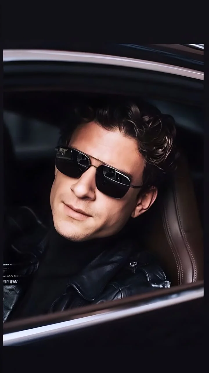 Model wearing Porsche Design minimalism eyewear